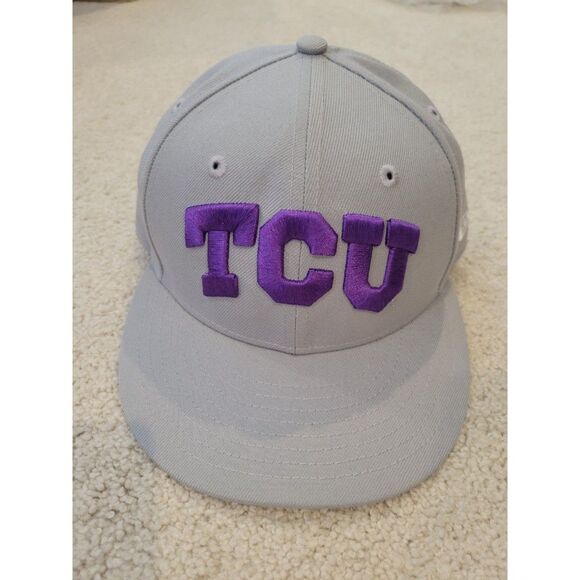 EUC New Era 59 fifty Grey Hat Cap Size 7 1/4 Horned Frogs Embroidery TCU - Picture 1 of 7